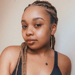 Meet your Posher, Shala